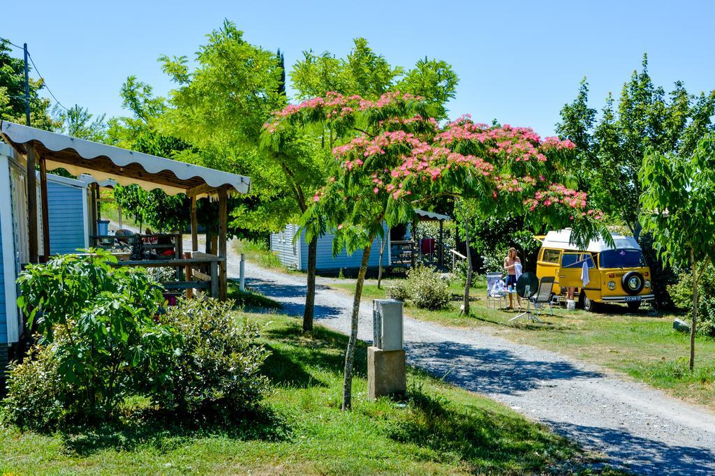 Hotel Domaine De Chadeyron Lagorce  Esterno foto